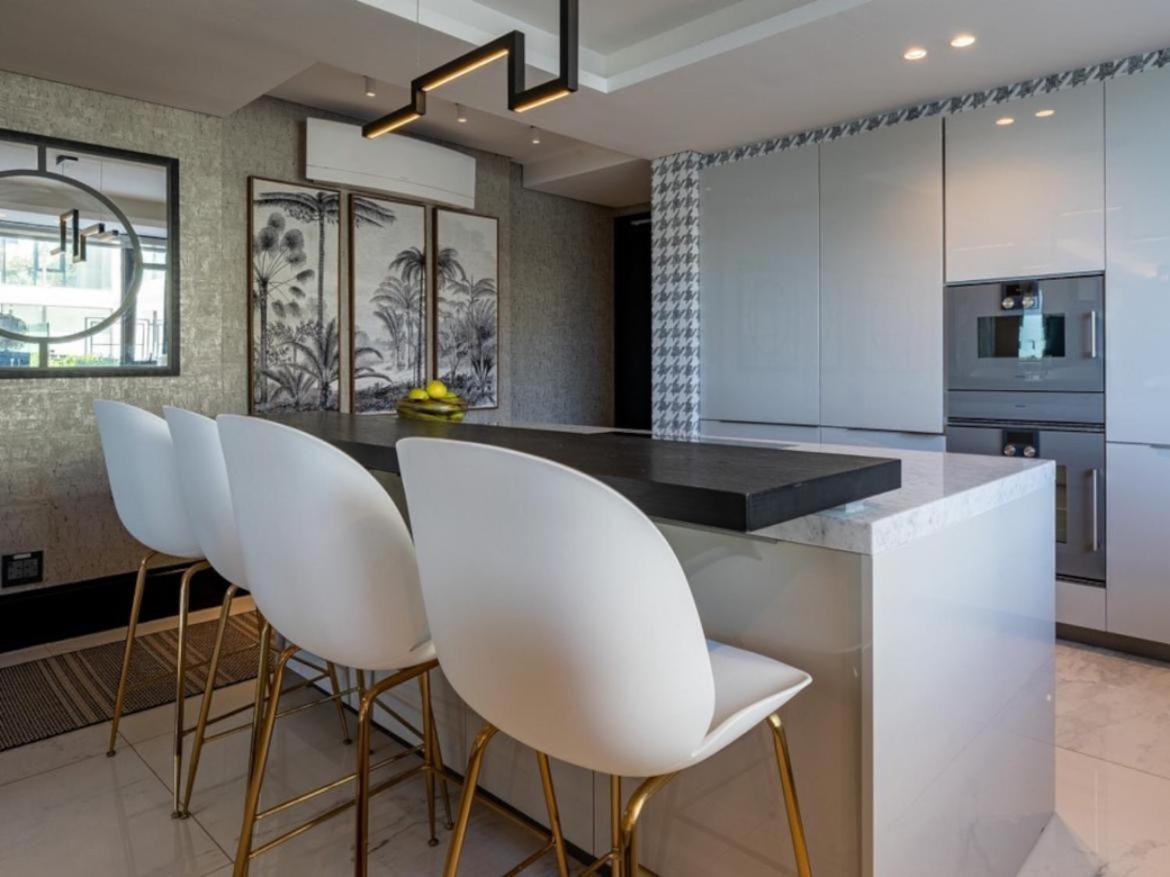 Aurum 501 And 101 Apartment Cape Town