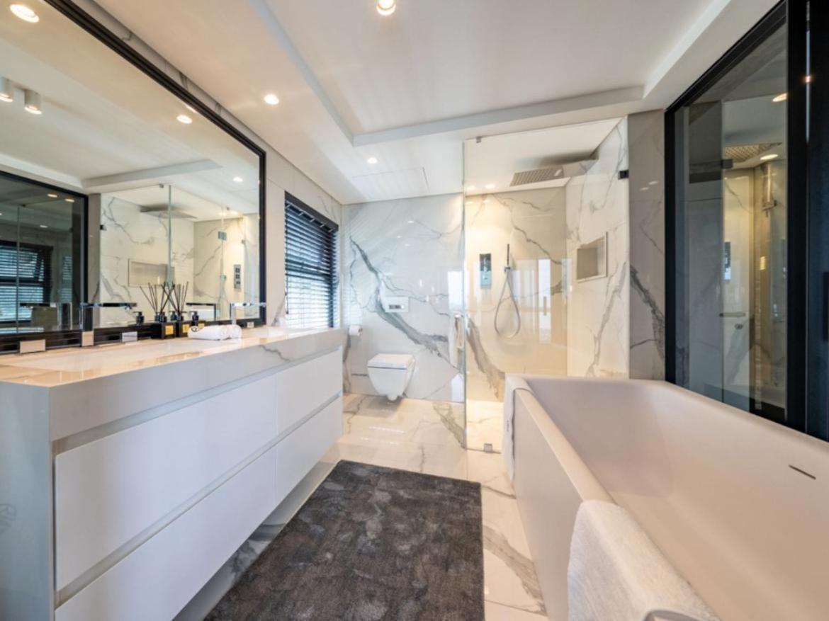 Aurum 501 And 101 * Cape Town